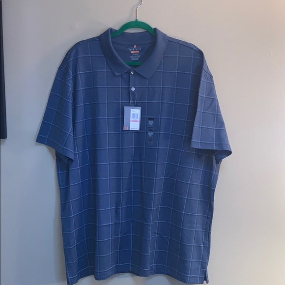 A blue collard shirt - Picture 1 of 4